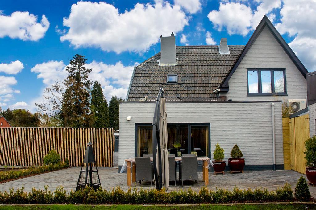 B&B Luxe Kamers Noord-Zuid Zonhoven Exterior foto
